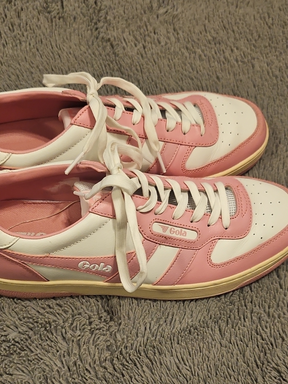 Gola Women's Pink and White Low-Top Sneakers